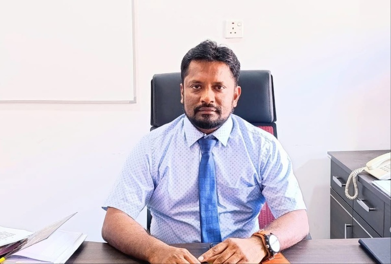 யாழ் – கொழும்பு சொகுசுப் பேருந்துகளுக்கு சிக்கல்! – 2 பேருந்துகள் சிக்கின